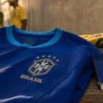 Maillot Brésil bleu extérieur, version authentique match ou stadium